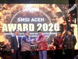 Yahdi Hasan Raih Penghargaan Tokoh Inspiratif Pejuang Aspirasi Masyarakat Wilayah Tengah Aceh